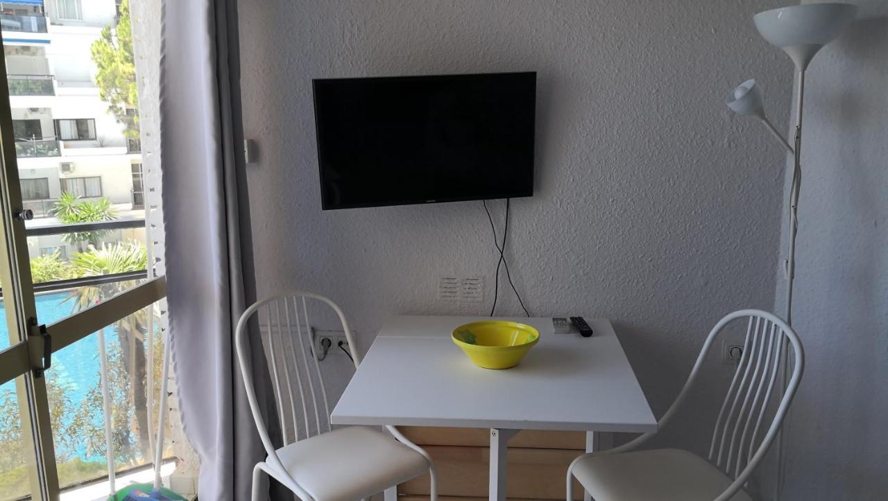 Skol 103A By Completely Marbella Apartment ภายนอก รูปภาพ